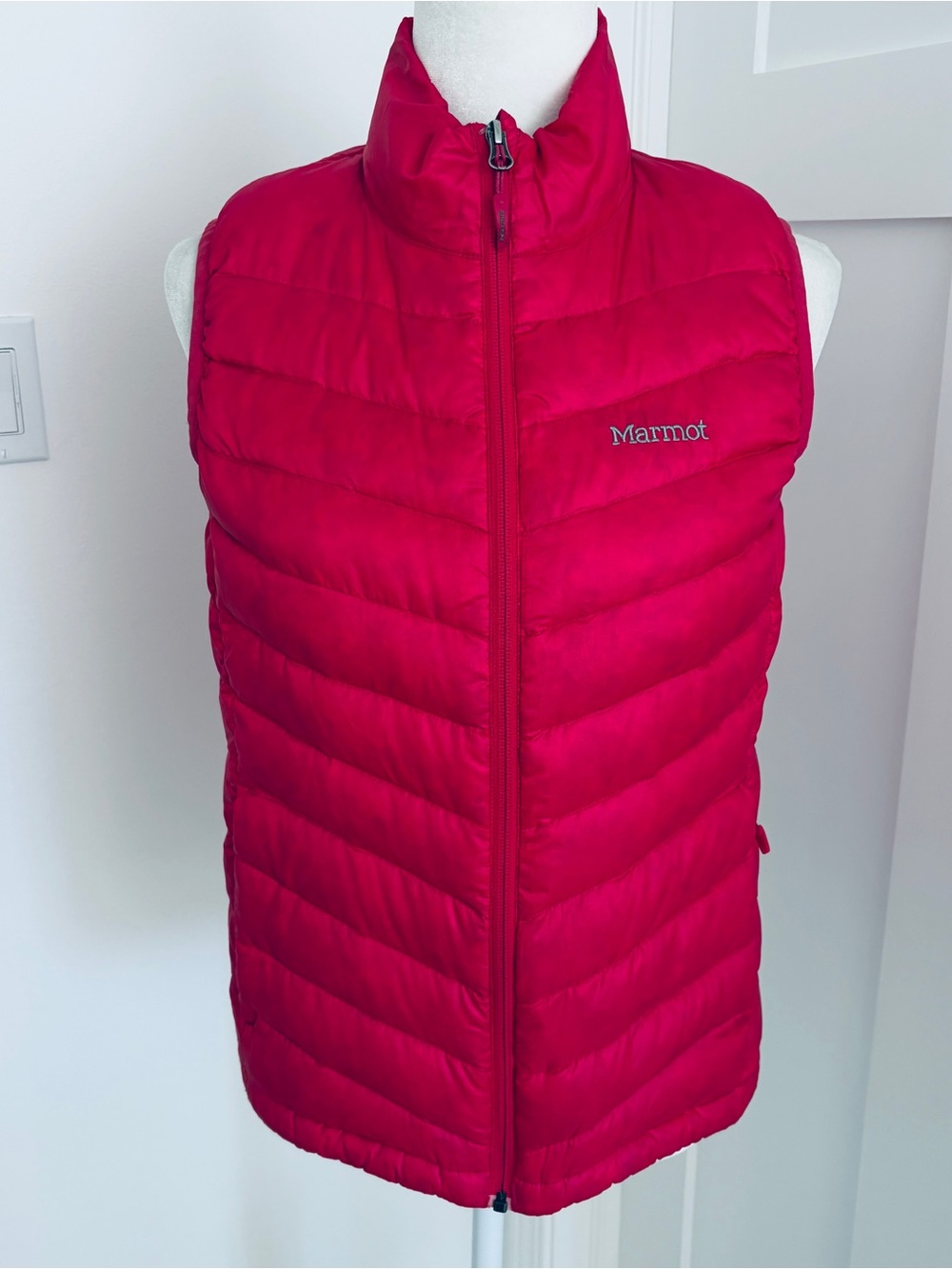 Marmot Sz S 800 Fill Down Vest Women Hot Pink Puffer Lightweight Zip Outdoor*S18